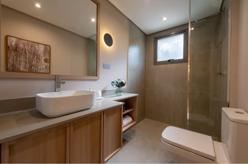 Banheiro da suíte do apto. de 88m² - Opção ampliada · Foto do decorado